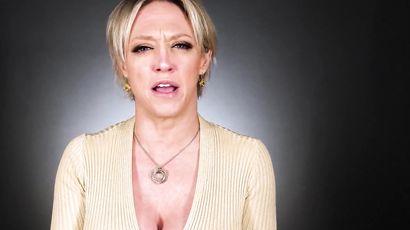 Big Breast Dee Williams Hottie Masturbation