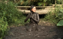 Hot Asian Chick Outdoor Masturbation