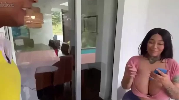 PHAT Latina Gets The Nice Fucking And Sucking From A Horny Man