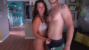 Gorgeous Couple Has Fun On An Amateur Webcam Show