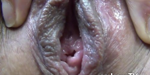 Young Japanese Babes Presenting Tiny Pussies In Closeup