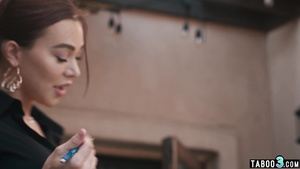 Curves CIS Bitch Banged By A TS Waitress