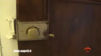 Tight Asian Need Big Dildo