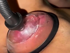 Milf's Solo Pussy Pumping Session