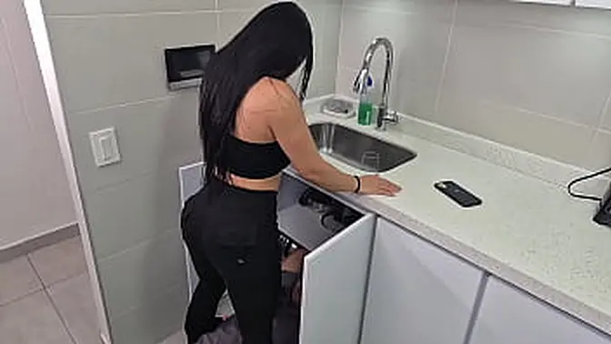 Horny🥵 Colombian Tempts Plumber &mdash;  Rides His Cock🍆   Alejandra Palacios