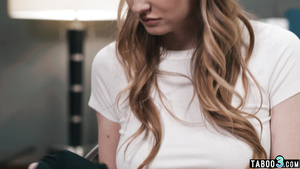 TS Offers Lovemaking As A Way Of Saying Thanks