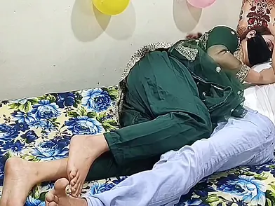 Step Mom Toying With Step Sonnie Ample Donk: Indian Desi Step Mom’s Tight Pussy And Big Tits Mast