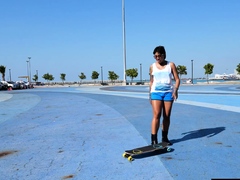 Skateboarding Fail Of Big Butt Thai MILF