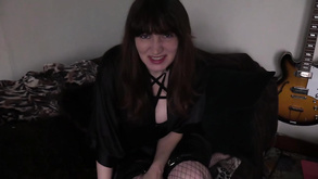 Bettie Bondage Big Titty Goth Stepmom Bettie Bondage